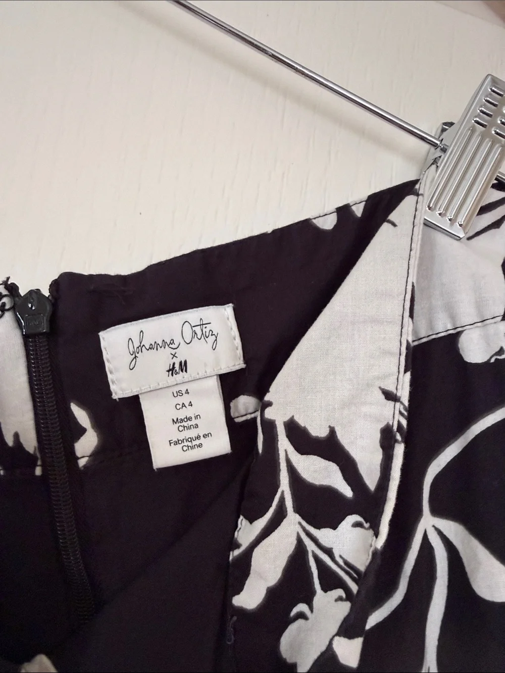 H&M Black and White Floral A-Line Skirt